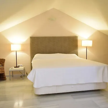 Serinamar Villas Los Naranjos * Marbella