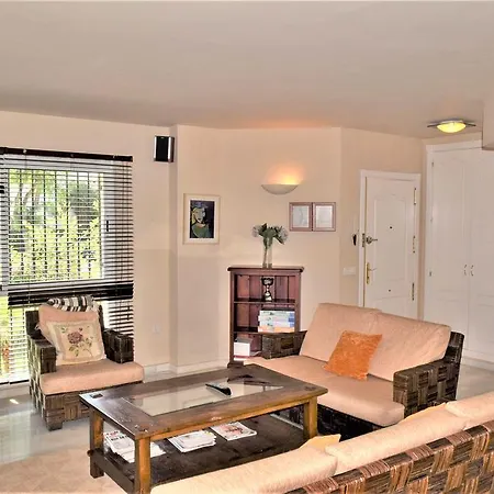 Serinamar Villas Los Naranjos * Marbella