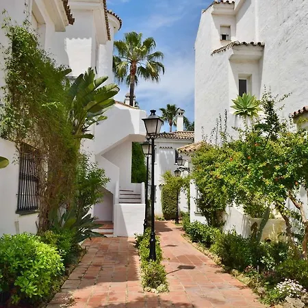 Serinamar Villas Los Naranjos Holiday home Marbella